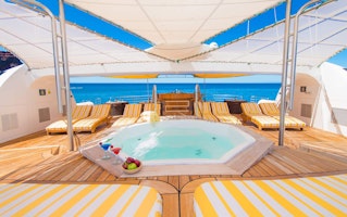 Haugan Cruises MC Petrel