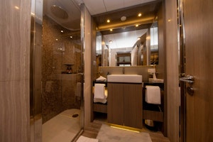 Quark Expeditions World Explorer