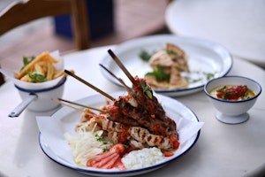 Romanos Souvlakerie (3)