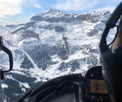 Seducente Dolomiti Helikopterblick