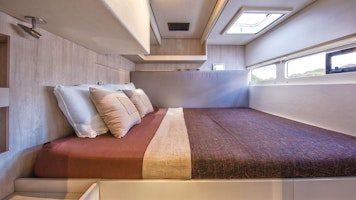 Moorings 5000 5000_double cabin