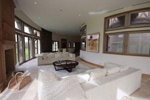 Normandie Manoir Rouge Gorge