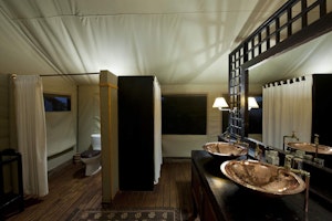 Afrika Namibia Etosha-Damara Desert-Rhino-Camp