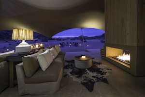 Hoanib Skeleton Coast Camp abends