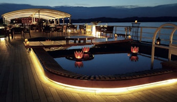 Belmond Road to Mandalay